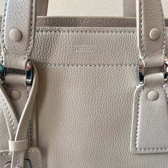 Giorgio Armani Le Sac NEW Leather Tote - Picture 2 of 15